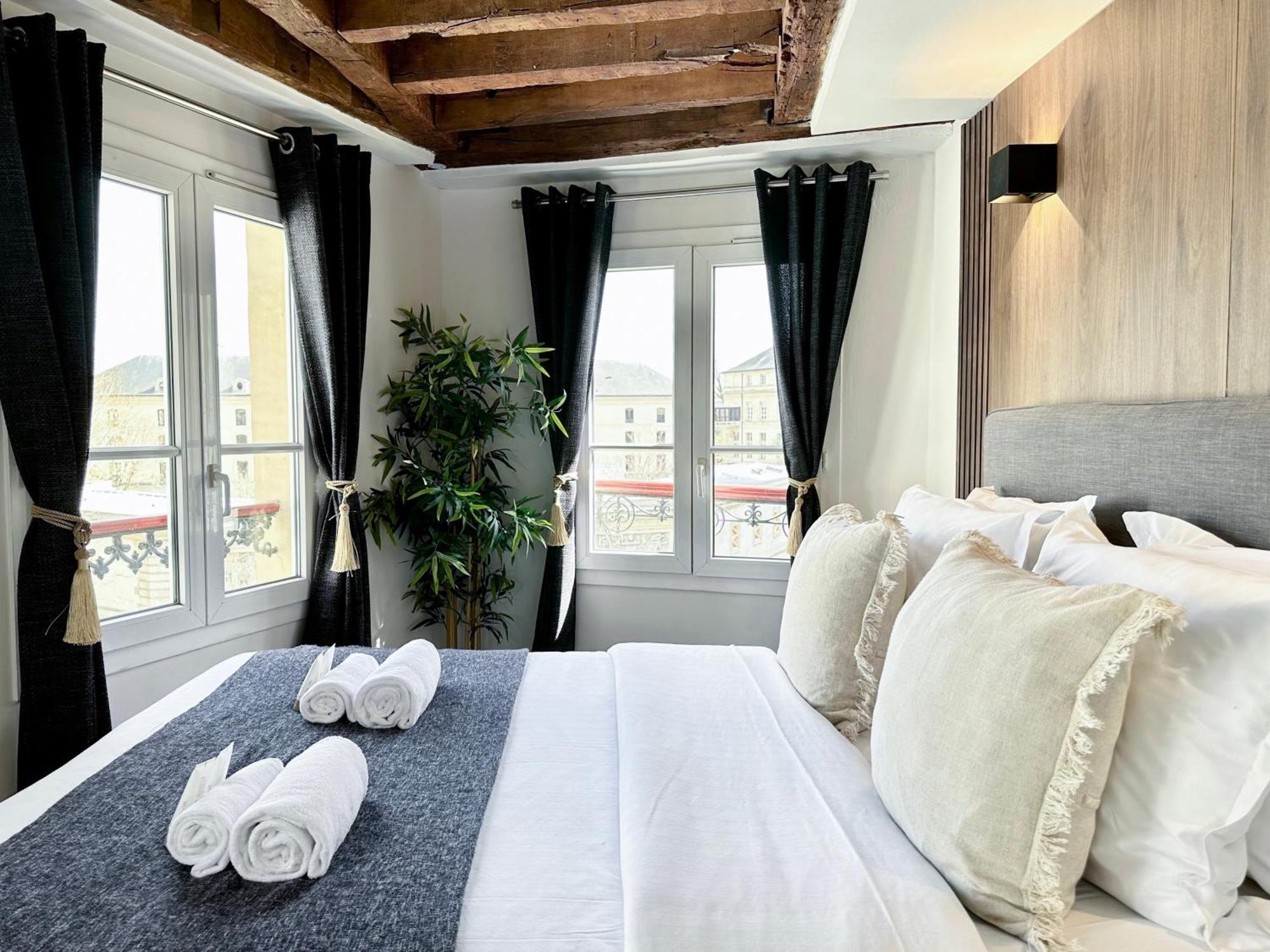 Chic Flat In Pantheon & Luxembourg Garden Appartamento